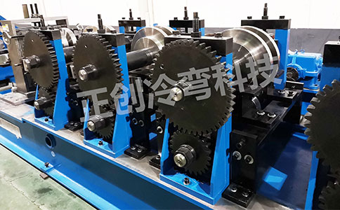 YX95-325閉口樓承板